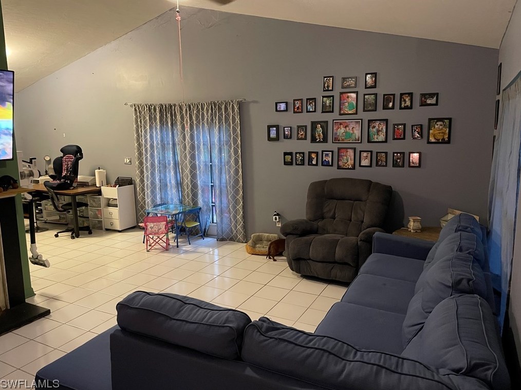 1614 Coffey Rd, Moore Haven, FL 33471-5500
