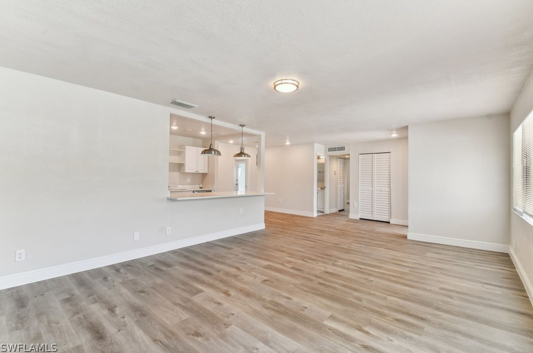 6659 Fiesta Way, Fort Myers FL  33919-6330 exterior