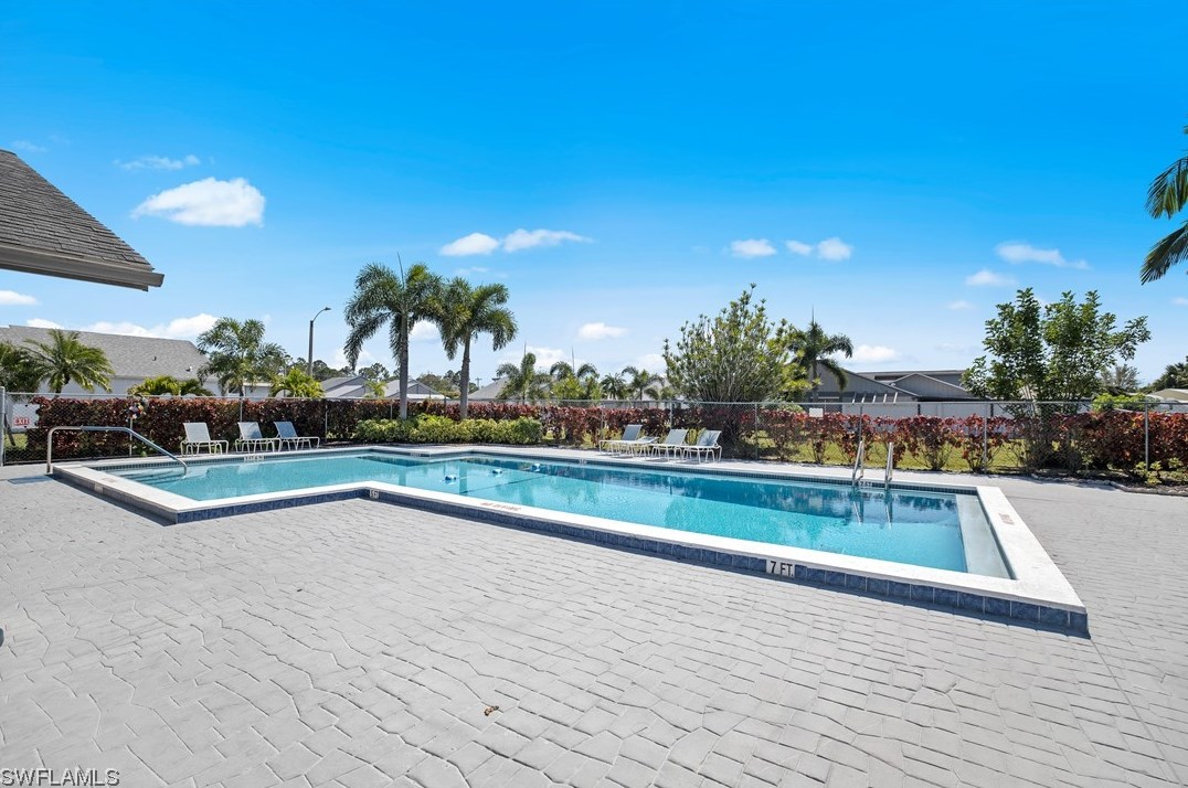 18462 Orangecrest Ct, Lehigh Acres FL  33936-5943 exterior