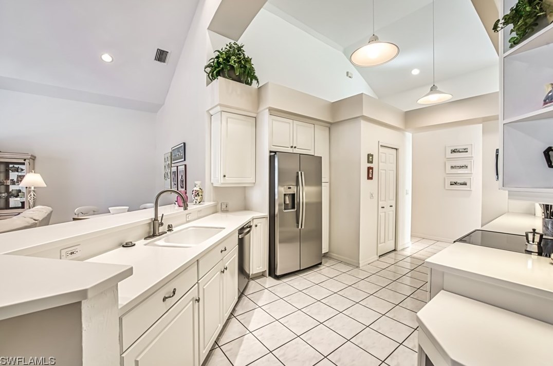 7539 Ky Deer Ct, Fort Myers FL  33966-5709 exterior