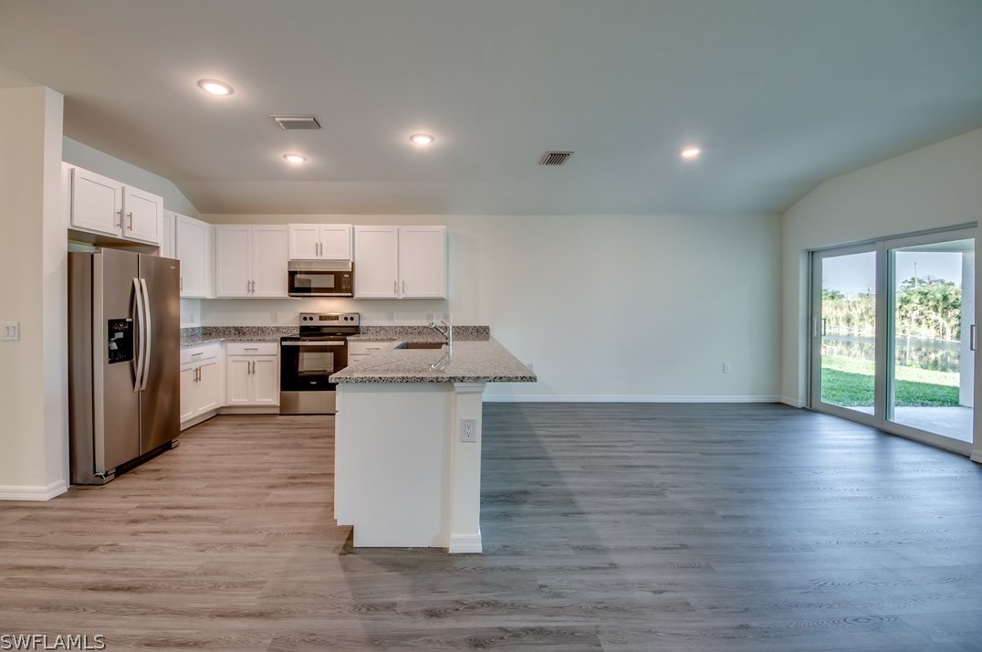 2711 Ne 6th Pl, Cape Coral, FL 33909