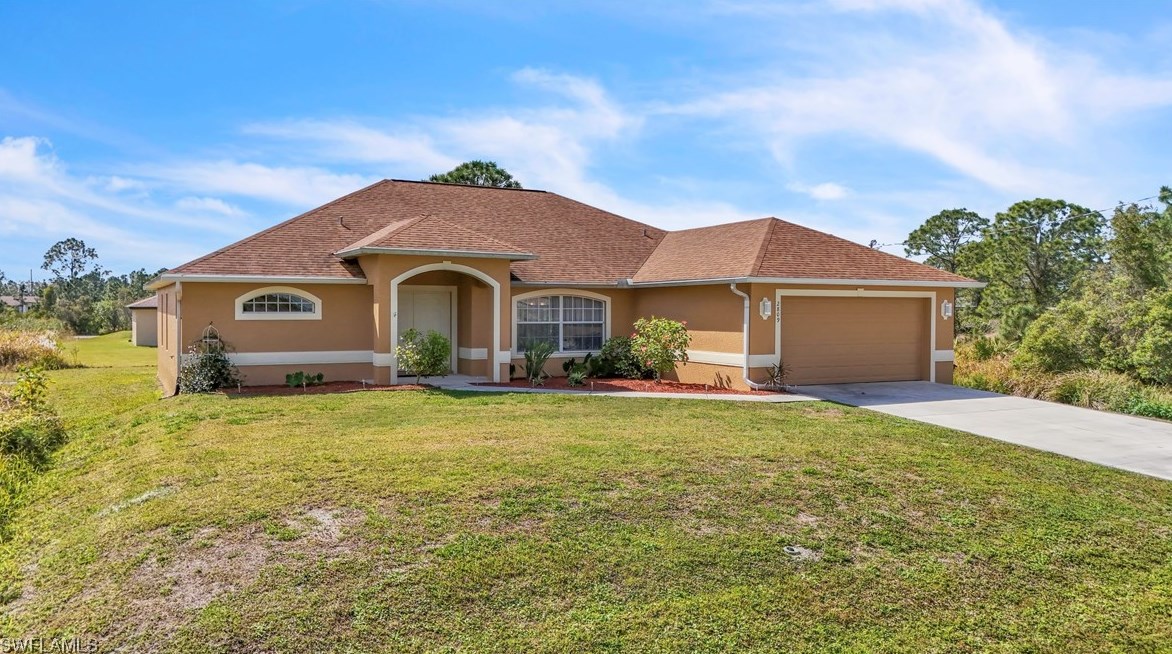 2809 45 St, Lehigh Acres FL 33976-4660 exterior