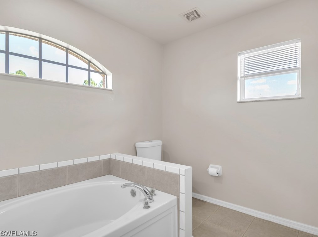 2809 45 St, Lehigh Acres FL 33976-4660 exterior