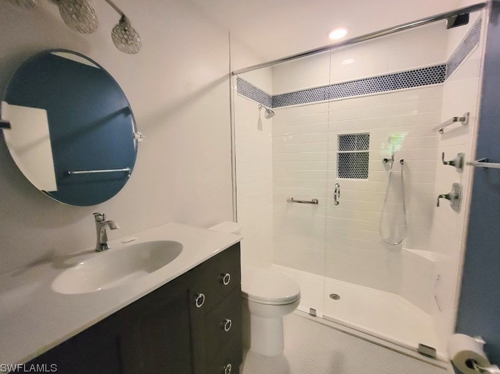 5452 Governors Dr, Fort Myers FL 33907-7837 exterior