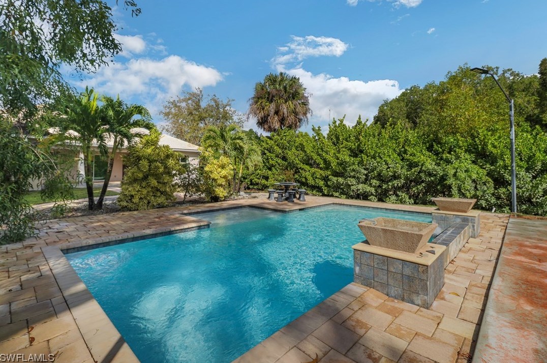 3120 68 St, Naples FL 34105-7225 exterior