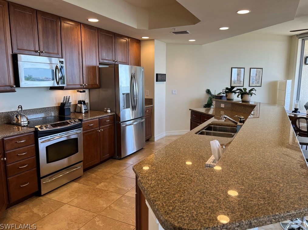 3426 Hancock Bridge Pkwy #504, North Fort Myers, FL 33903
