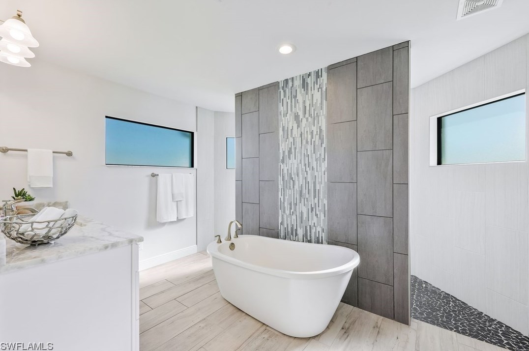 3802 44 Ave, Cape Coral FL  exterior