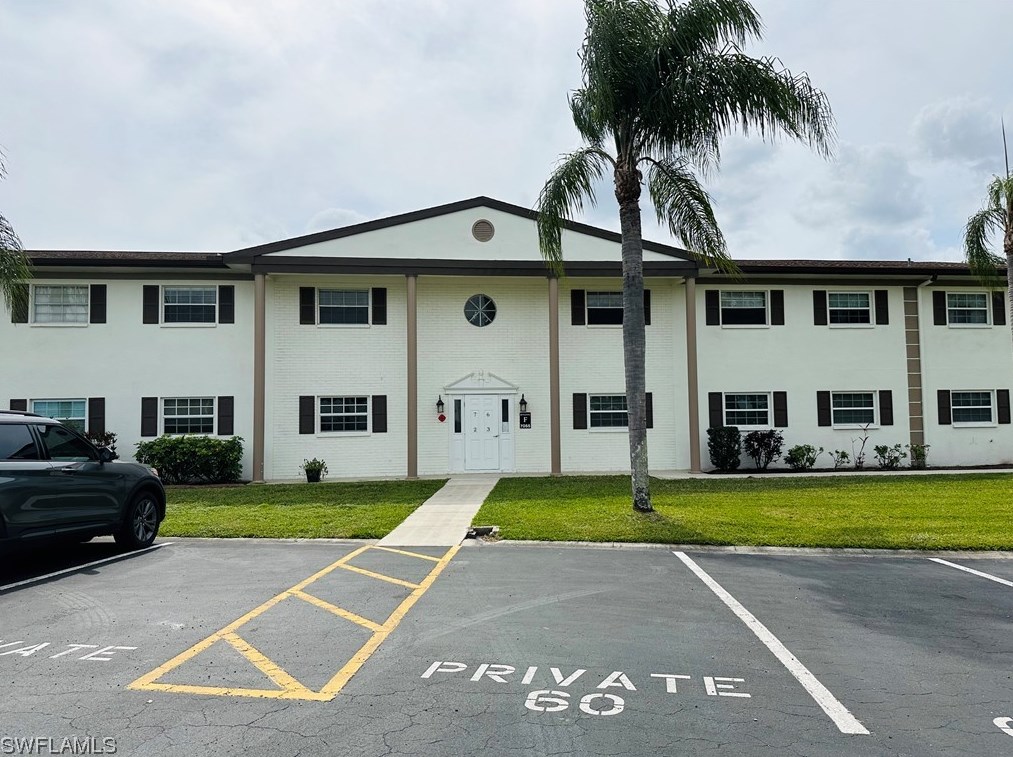 7055 New Post Dr #6, Fort Myers, FL 33917