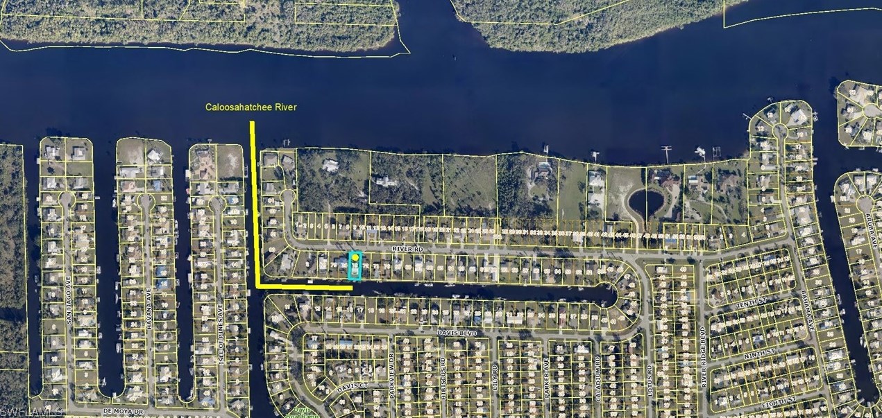 12317 River Rd, Fort Myers, FL 33905-1721