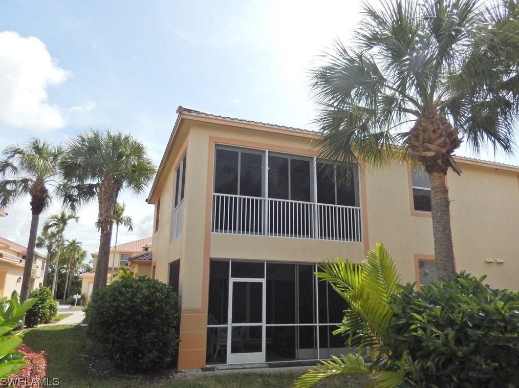 15560 Bellamar Dr, Fort Myers, FL 33908-1301