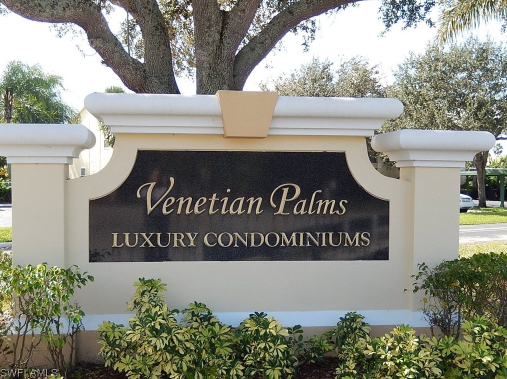 12571 Equestrian Cir, Fort Myers, FL 33907-7557