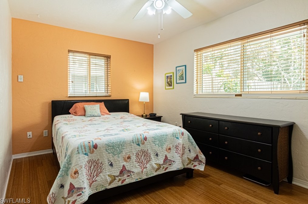 1430 Davis Dr, Fort Myers, FL 33919-1072