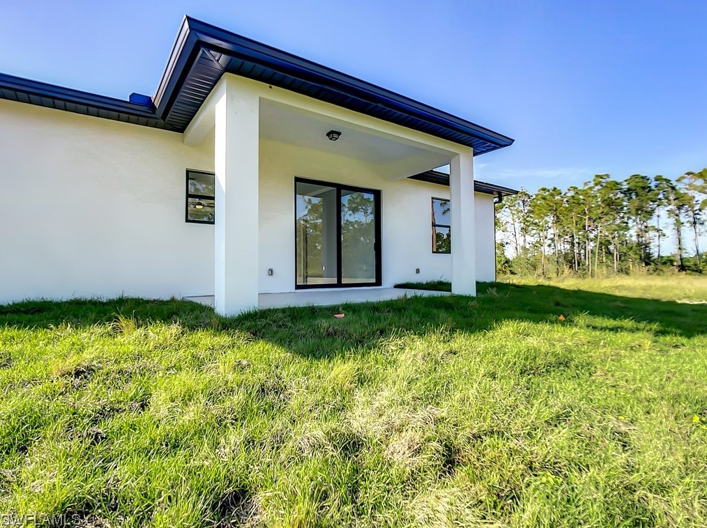 2906 3rd St, Lehigh Acres FL  33936-1824 exterior