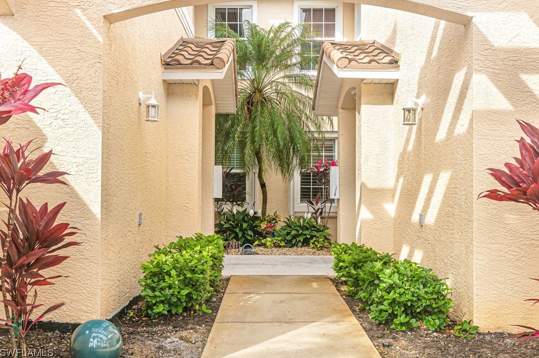 10515 Sevilla Dr, Fort Myers, FL 33913-7026