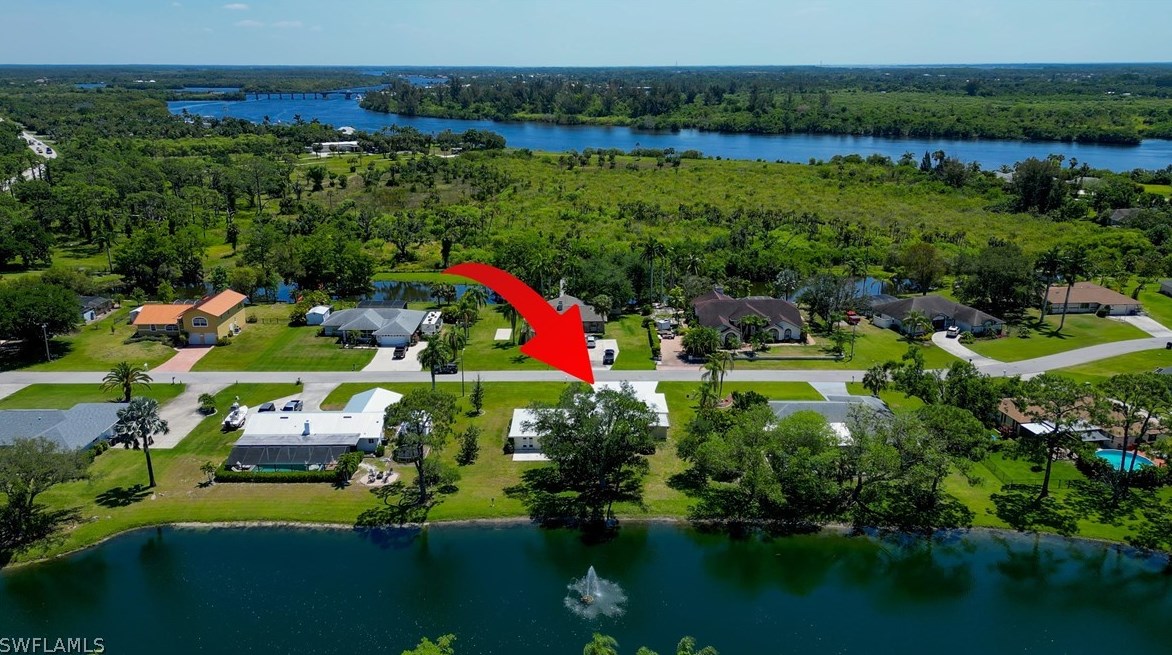 17225 Castleview Dr, Fort Myers, FL 33917-3825