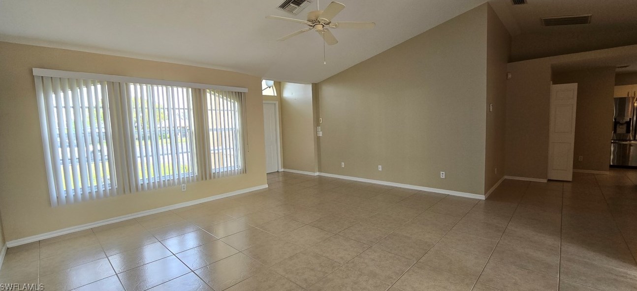504 Trafalgar Pkwy, Cape Coral, FL 33991-3446