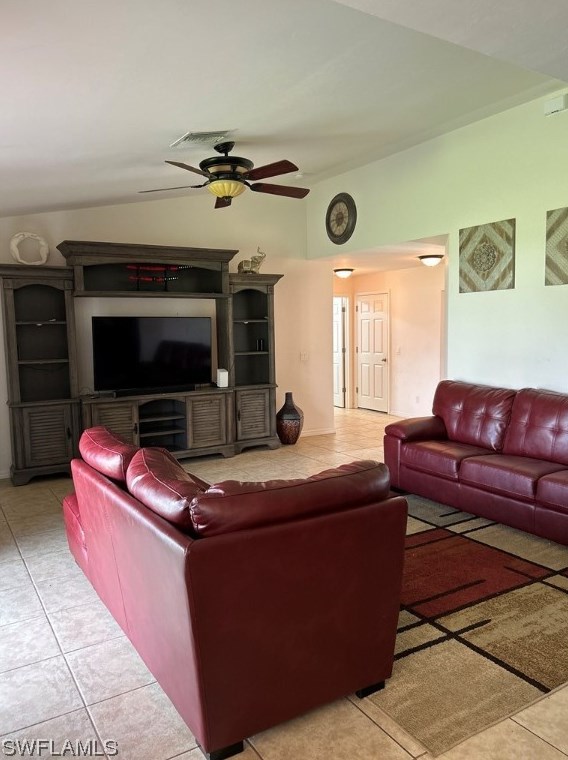 615 Se 1st St, Cape Coral, FL 33990