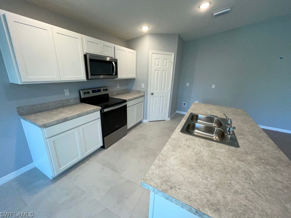 6015 Jane Ave N, Lehigh Acres, FL 33971