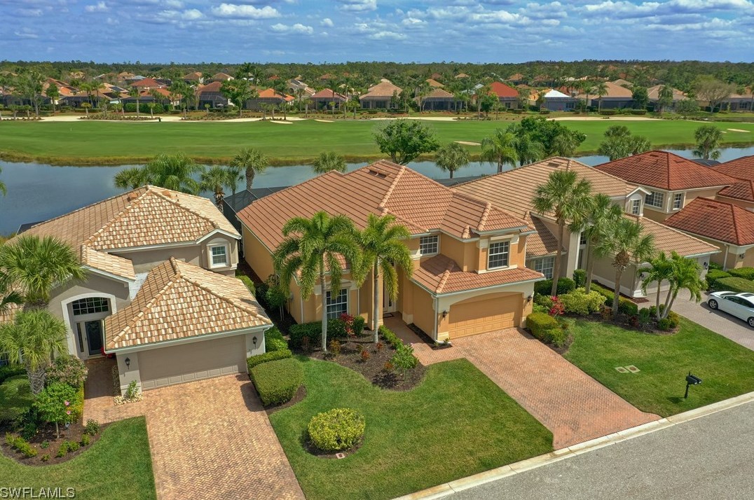 9133 Shadow Glen Way, Fort Myers, FL 33913-6602
