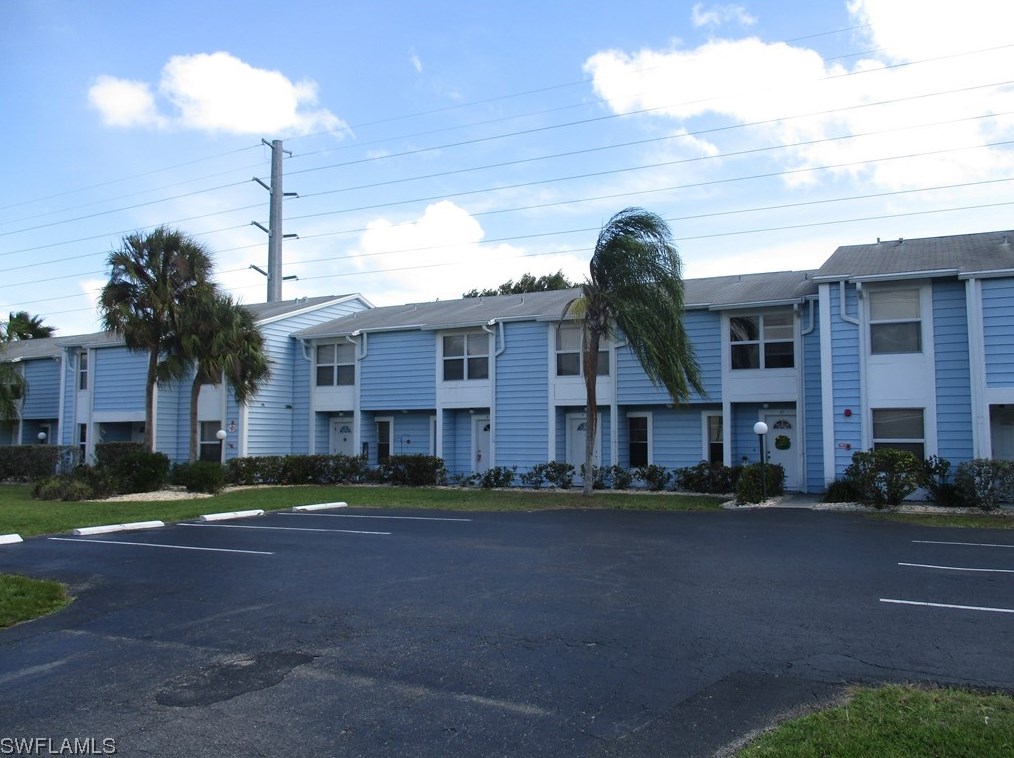 4641 Sw Santa Barbara Pl #3, Cape Coral, FL 33914