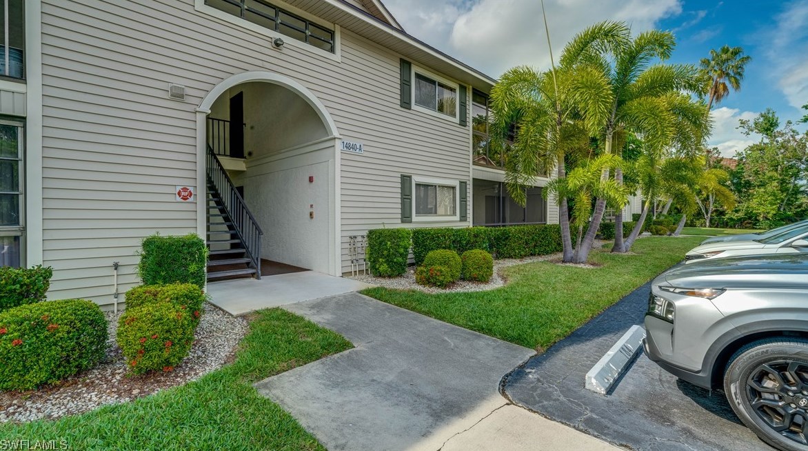 14840 Summerlin Woods Dr, Fort Myers, FL 33919-6850