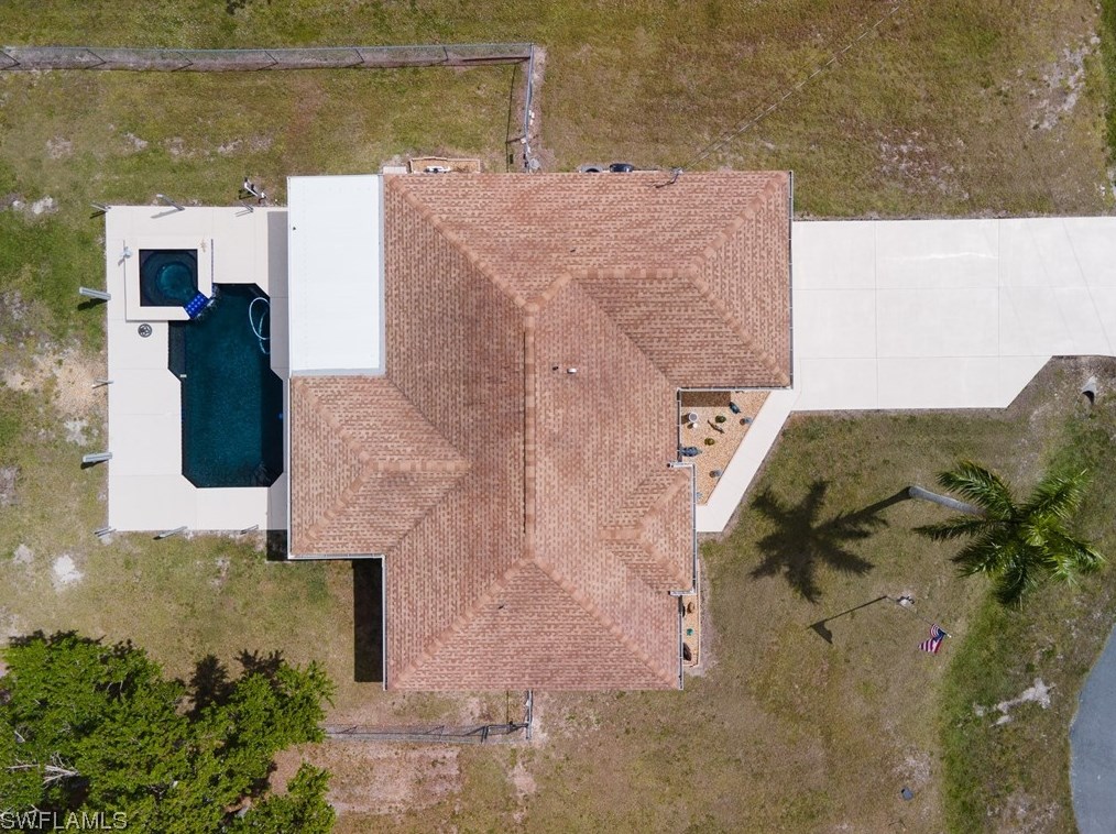 205 Reaville Ct, Fort Myers FL  33913-7507 exterior