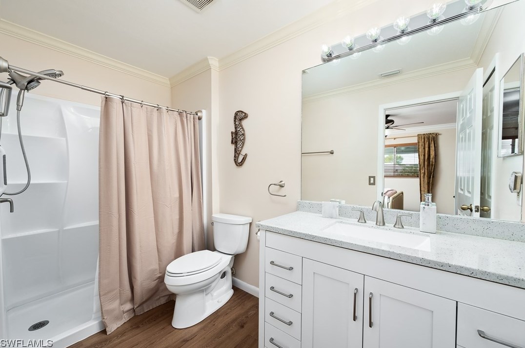 205 Reaville Ct, Fort Myers FL  33913-7507 exterior