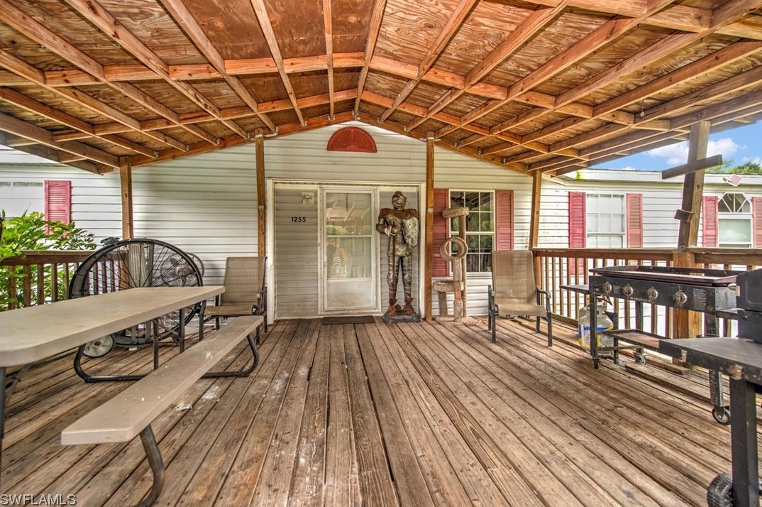 1255 Case Rd, Labelle, FL 33935-2512