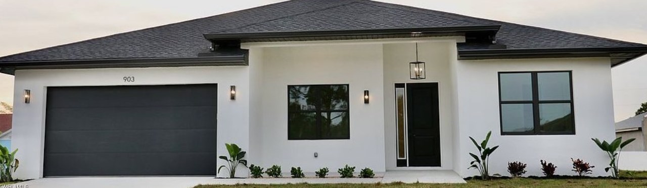 903 Sally Ave, Lehigh Acres, FL 33971-5206