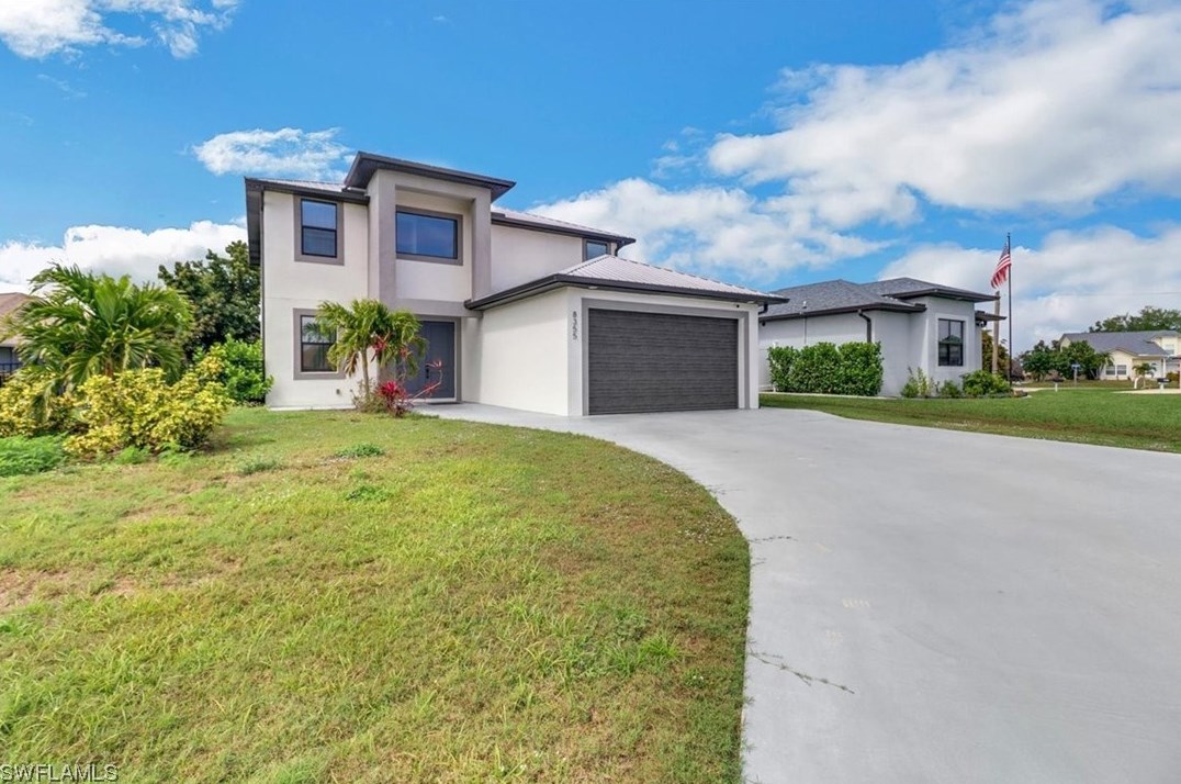 8355 Coral Dr, Fort Myers, FL 33967-2639