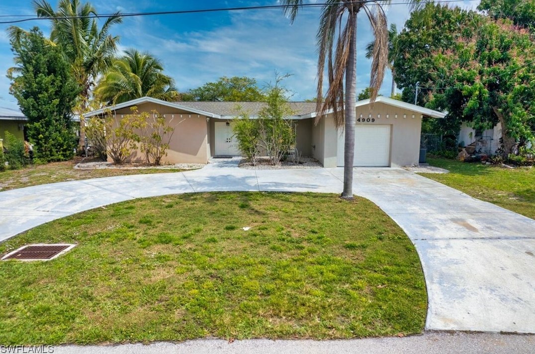 4909 Nassau Ct, Cape Coral, FL 33904-5645
