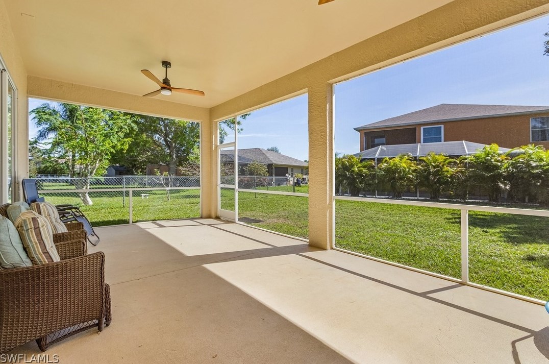 4512 Varsity Cir, Lehigh Acres FL 33971-2060 exterior