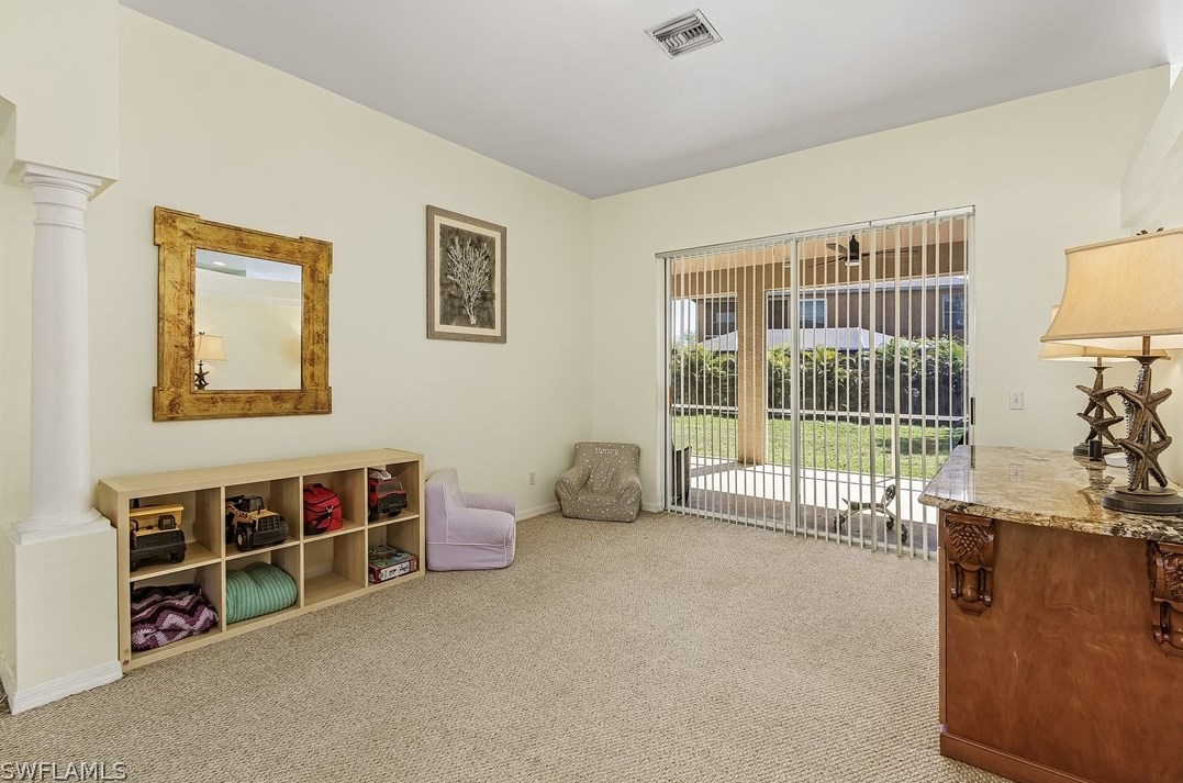 4512 Varsity Cir, Lehigh Acres FL 33971-2060 exterior