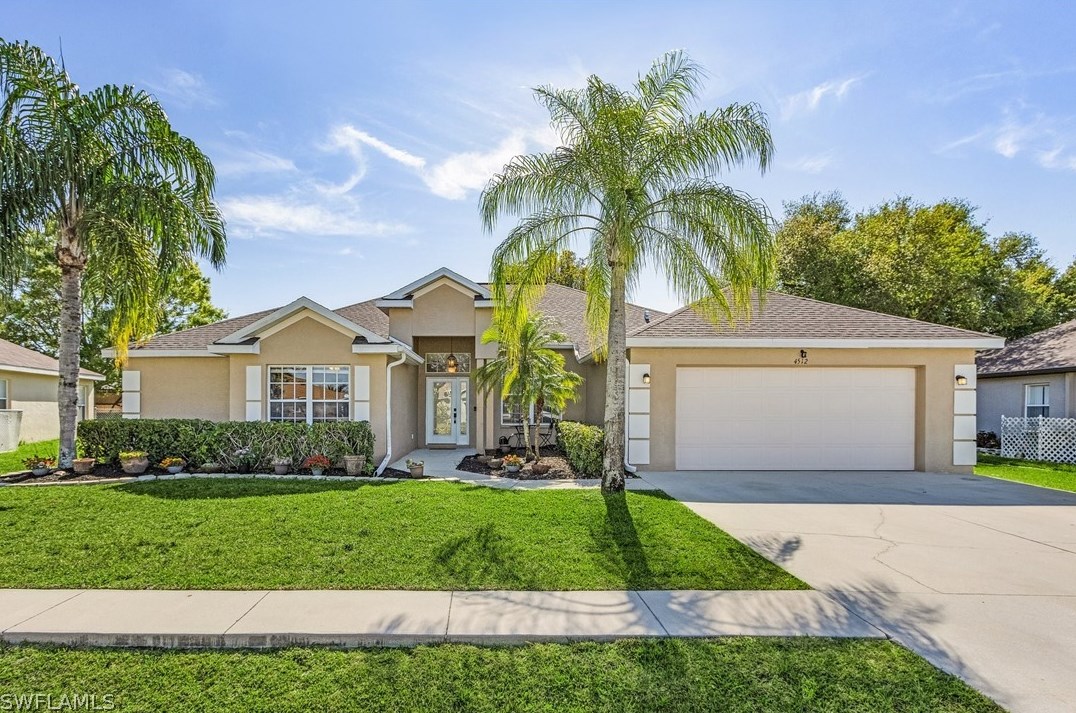 4512 Varsity Cir, Lehigh Acres, FL 33971-2060