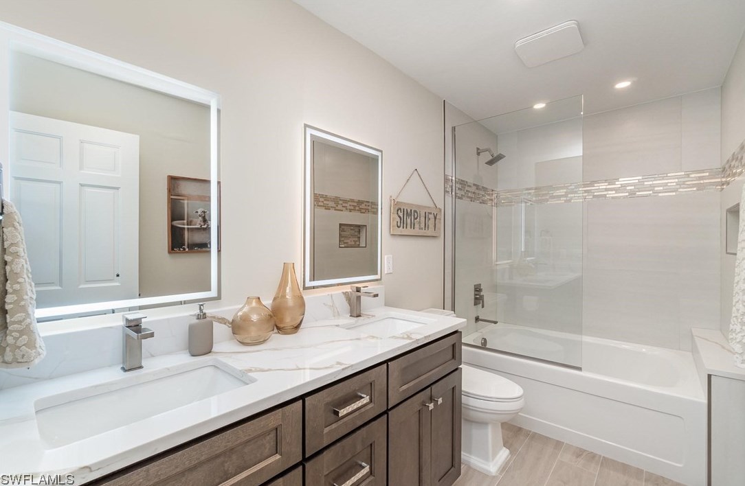 15933 Gleneagle Ct, Fort Myers FL  33908-2460 exterior