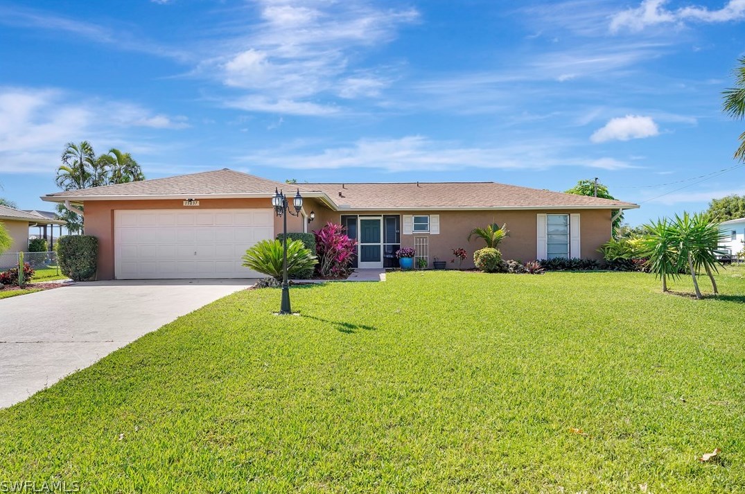 13837 Sleepy Hollow Ln, Fort Myers, FL 33905-1815