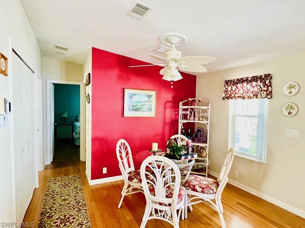 3064 Sloop Ln, Saint James City FL  33956-2319 exterior