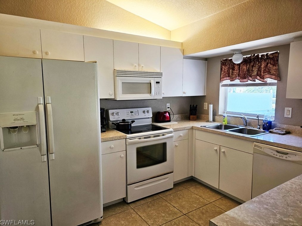 3003 Nadine Ln, Lehigh Acres FL  33971-6725 exterior