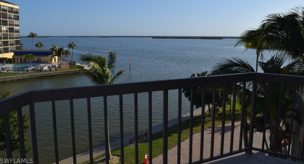 4265 Bay Beach Ln #326, Fort Myers Beach, FL 33931
