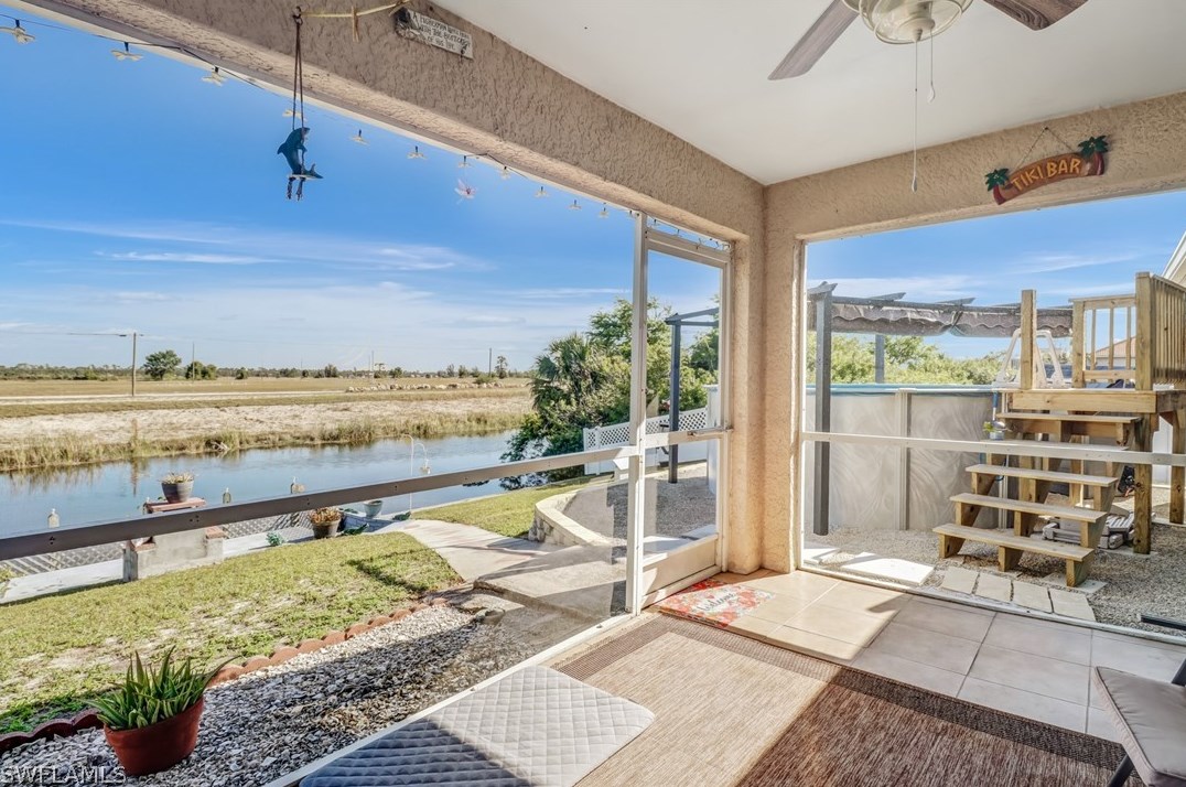 1215 24th Ter, Cape Coral, FL 33993-8509