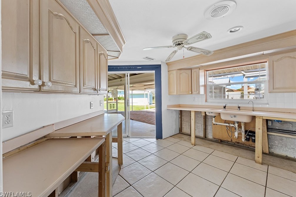 3678 Rita Ln, Saint James City FL  33956-2203 exterior