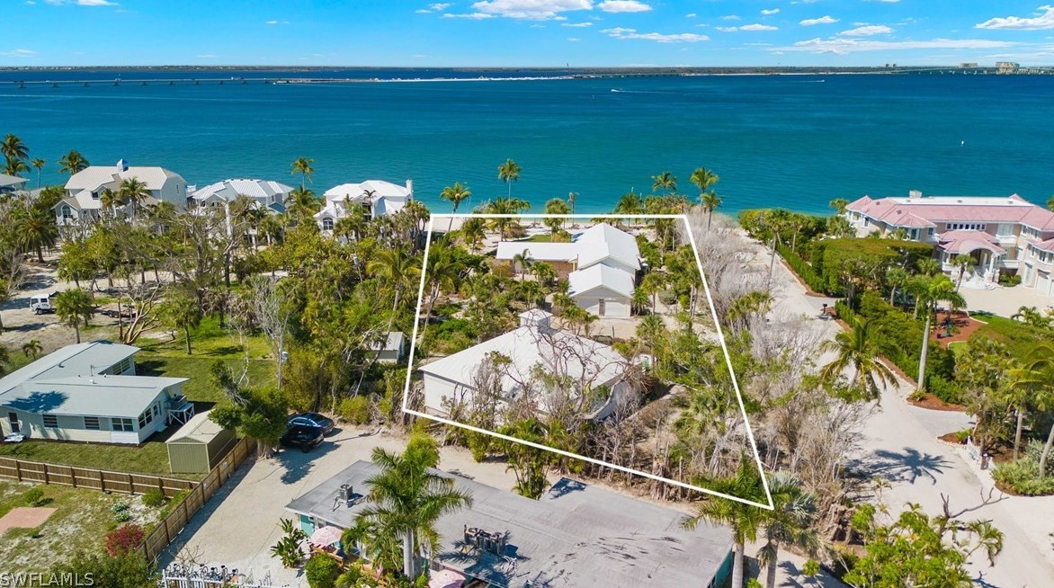 1245 Buttonwood Ln, Sanibel, FL 33957