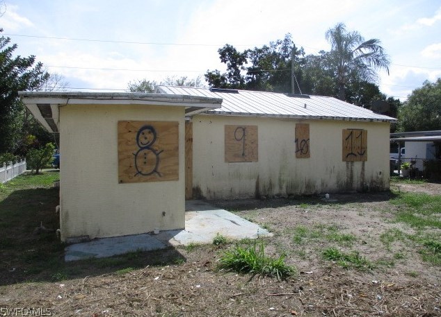 124 Holland St, Fort Myers FL  33917-3917 exterior