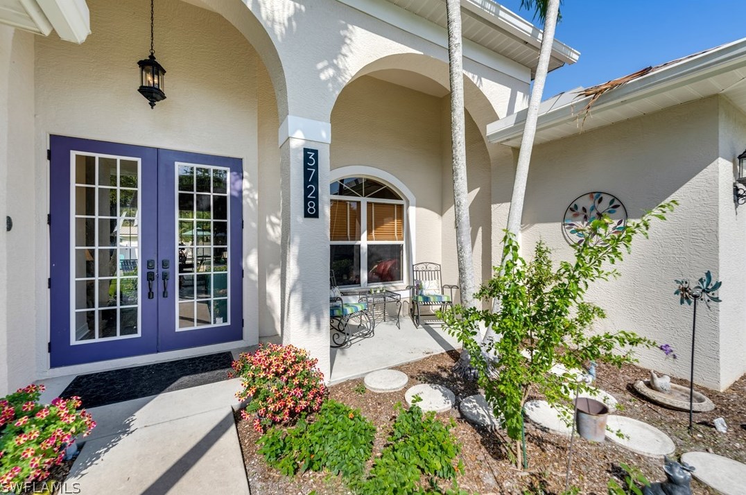3728 Luverne St, Fort Myers, FL 33901-8426