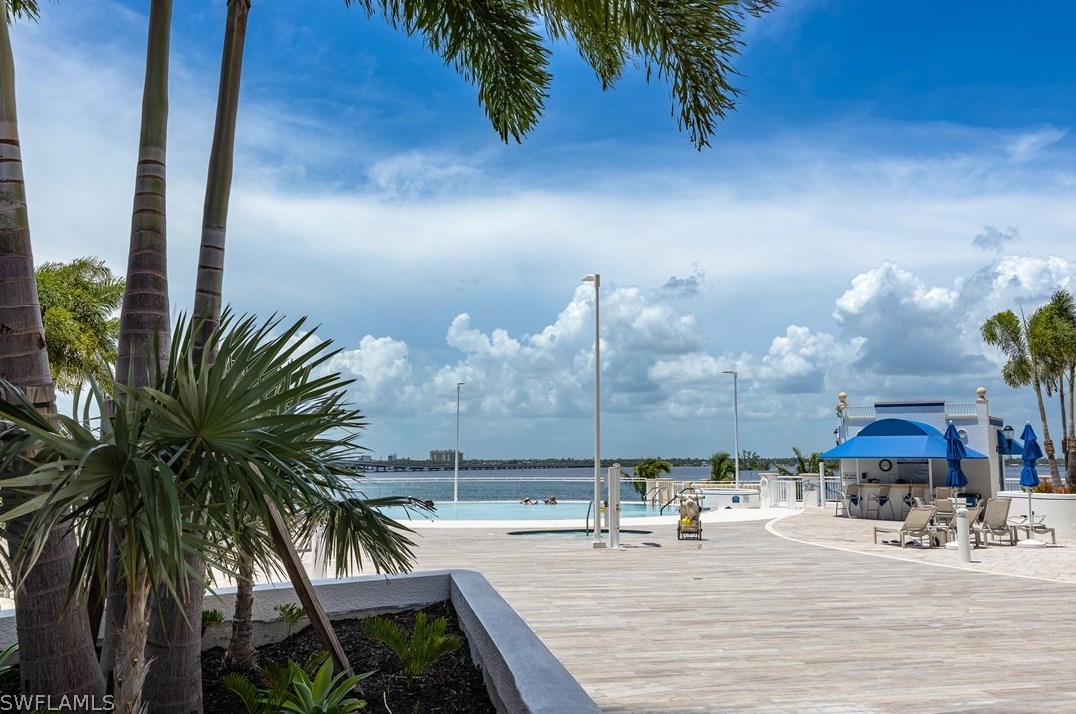 2745 First St #112, North Fort Myers, FL 33916