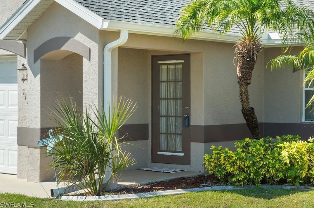 1125 44th Ter, Cape Coral, FL 33914-6308