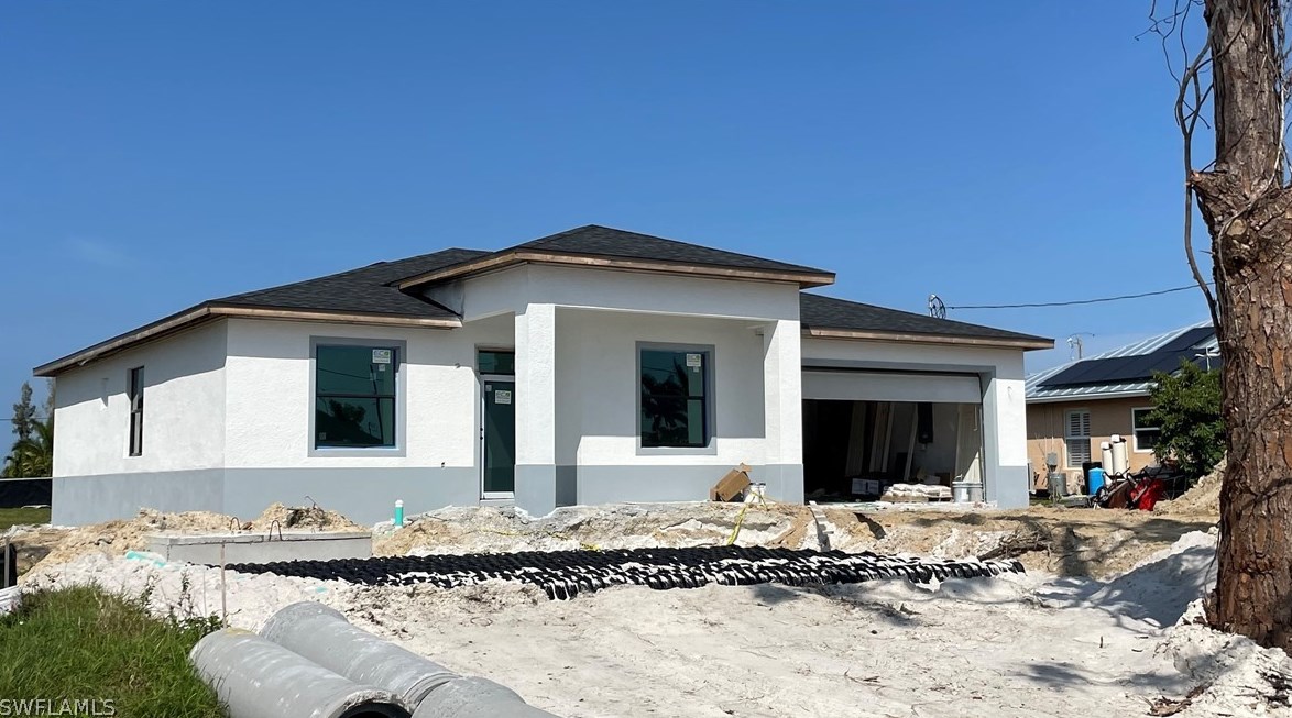 1236 25th Pl, Cape Coral, FL 33993-4826