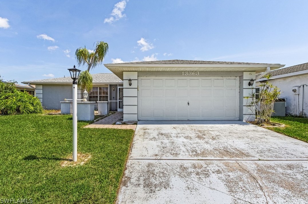 13363 Sylvan Ave, Fort Myers, FL 33919-4900