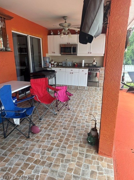 169 Beckley Dr, Lehigh Acres FL 33974-9753 exterior