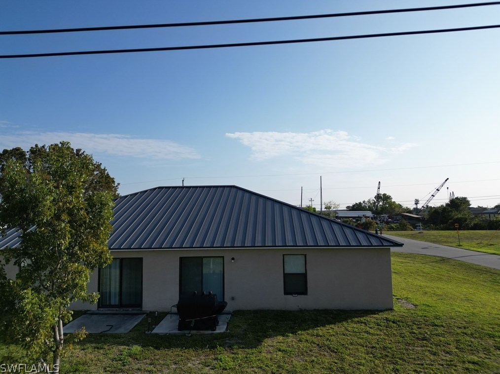 1056 Se 10th St, Cape Coral, FL 33990